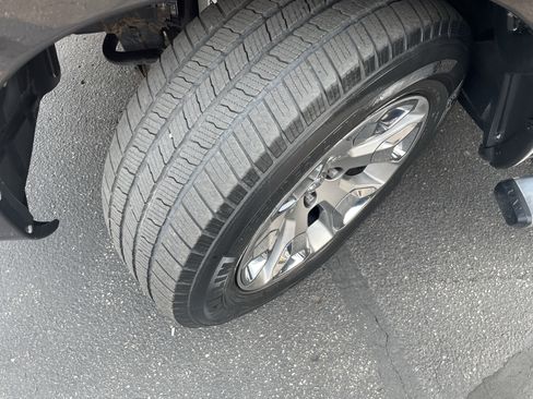Used 2016 RAM 1500 Limited AWD/4WD image 11