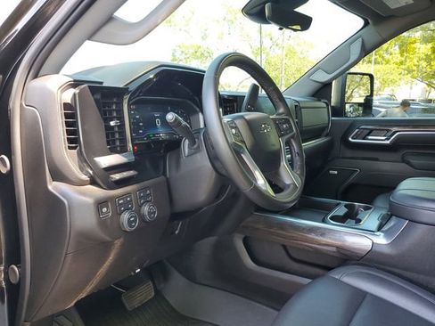 Used 2025 Chevrolet Silverado 2500 LTZ w/ Trail Boss Package image 22