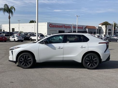 Certified 2026 Toyota bZ image 2