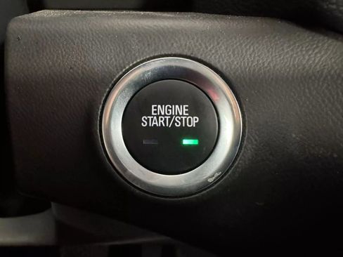 Used 2020 GMC Terrain SLT w/ Preferred Package AWD/4WD image 18