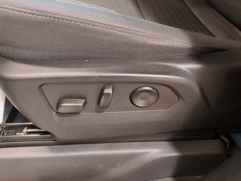 Used 2023 Chevrolet Silverado 1500 LT w/ Protection Package image 18