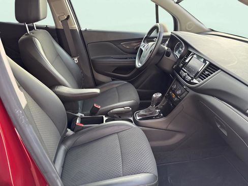 Used 2022 Buick Encore Preferred w/ Safety Package image 14