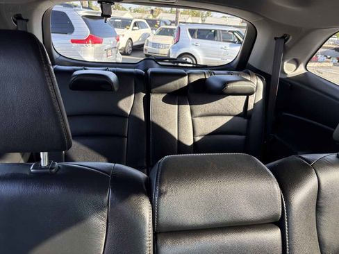 Used 2016 Honda Pilot Touring image 23