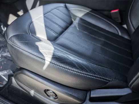 Used 2018 Mercedes-Benz GLE 350 4MATIC image 36