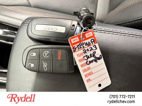 Used 2023 Jeep Compass Limited w/ Elite Group AWD/4WD image 21