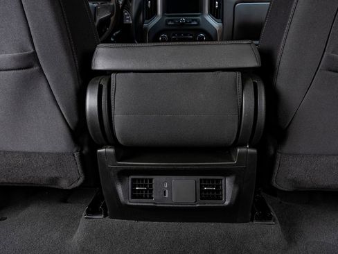 Used 2025 Chevrolet Silverado 2500 Custom w/ Custom Value Package AWD/4WD image 31