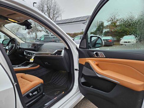 New 2026 BMW X7 xDrive40i image 10