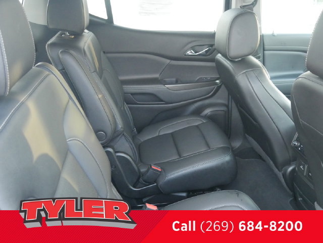 Used 2021 GMC Acadia SLT w/ Preferred Package FWD image 35