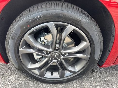 New 2026 Chrysler Pacifica Select image 2