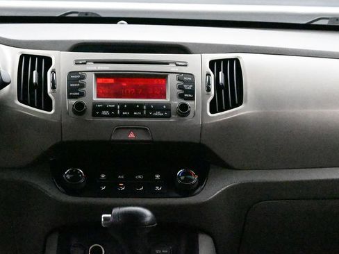 Used 2014 Kia Sportage LX image 19