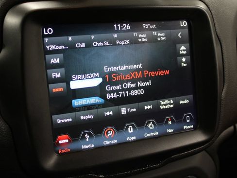 Used 2018 Jeep Renegade Trailhawk AWD/4WD image 27