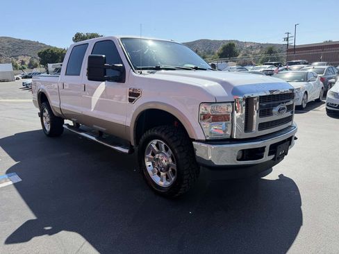 Used 2010 Ford F250 Lariat AWD/4WD image 3