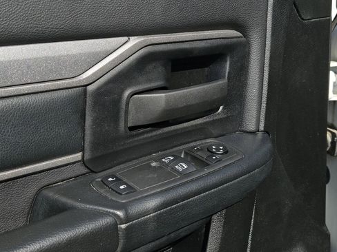 Used 2022 RAM 3500 Tradesman image 25