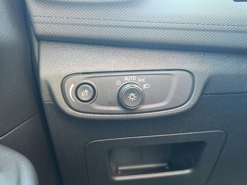 Used 2025 Chevrolet TrailBlazer LT image 15