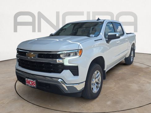 Used 2024 Chevrolet Silverado 1500 LT AWD/4WD image 4