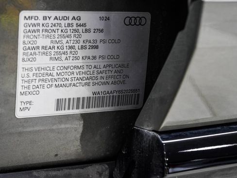 Used 2025 Audi Q5 2.0T Premium AWD/4WD image 44