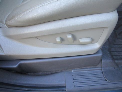 Used 2018 GMC Sierra 1500 SLT image 30