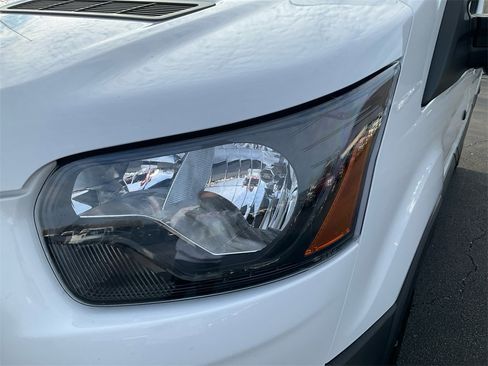 New 2026 Ford Transit 250 148 Medium Roof image 9