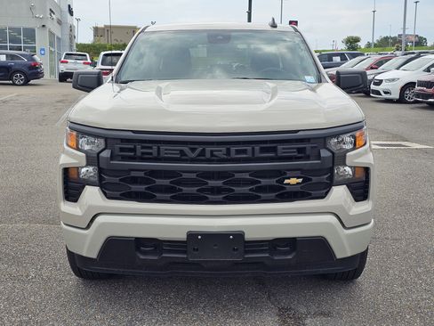Used 2026 Chevrolet Silverado 1500 Custom RWD image 2