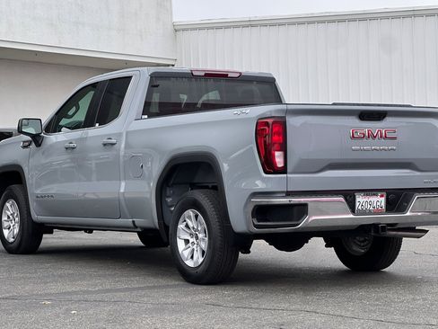 Used 2025 GMC Sierra 1500 SLE image 6
