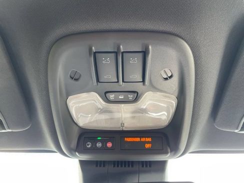 Used 2023 GMC Canyon AT4 AWD/4WD image 29