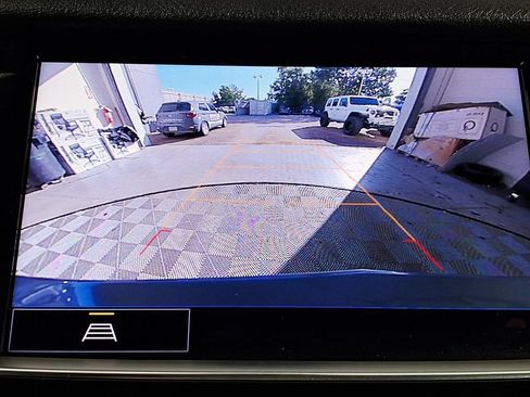 Used 2021 Cadillac XT5 Premium Luxury FWD image 13