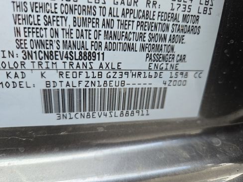 New 2025 Nissan Versa SV w/ Trunk Package image 37