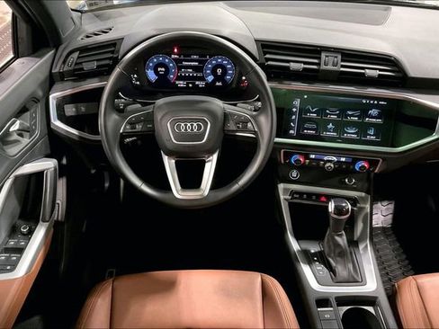 Certified 2023 Audi Q3 2.0T Premium w/ Convenience Package image 5