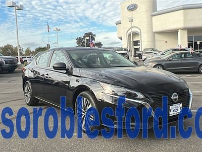 Used 2025 Nissan Altima 2.5 SV