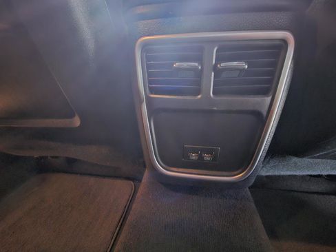 Used 2019 Dodge Charger SXT w/ Driver Confidence Group AWD/4WD image 19