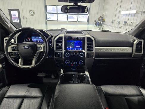 Used 2021 Ford F250 Lariat image 10