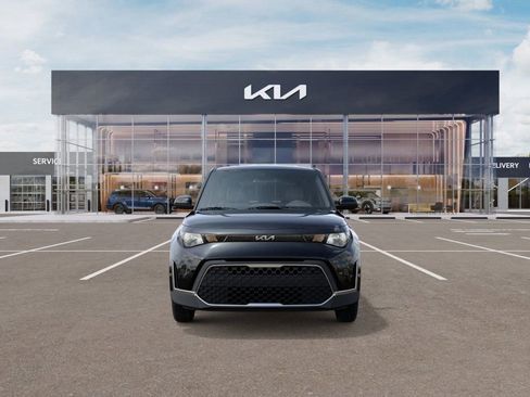 New 2025 Kia Soul LX image 2