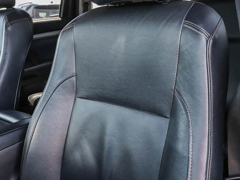 Used 2016 Toyota Highlander XLE FWD image 33