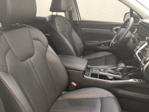 Used 2023 Kia Sorento S w/ Panoramic Sunroof Package FWD image 21