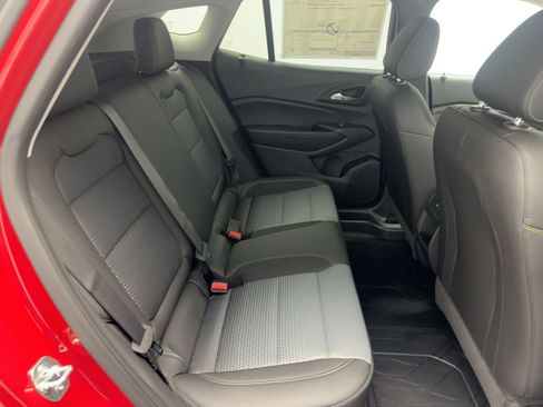 New 2026 Chevrolet Trax LT w/ LT Convenience Package image 27