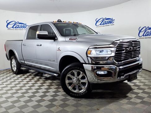 Used 2022 RAM 2500 Laramie image 1