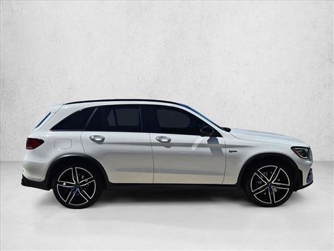 Certified 2022 Mercedes-Benz GLC 43 AMG 4MATIC image 4