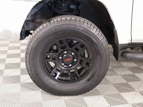 Used 2021 Toyota 4Runner SR5 Premium w/ Moonroof Package image 20