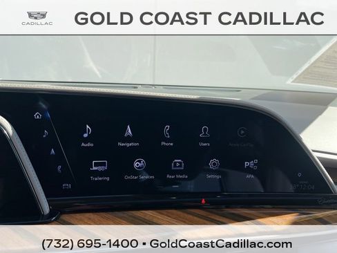Used 2024 Cadillac Escalade Premium Luxury Platinum image 29