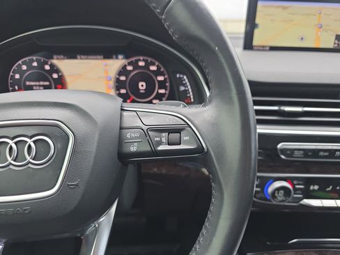 Used 2018 Audi Q7 3.0T Prestige w/ Prestige Package AWD/4WD image 24