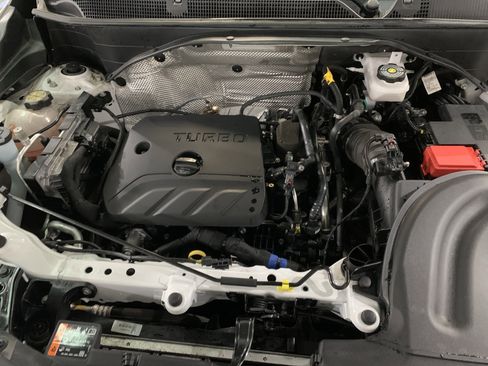 Used 2024 Buick Encore GX Sport Touring image 19