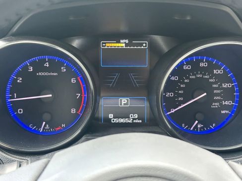 Used 2016 Subaru Outback 2.5i Limited AWD/4WD image 19