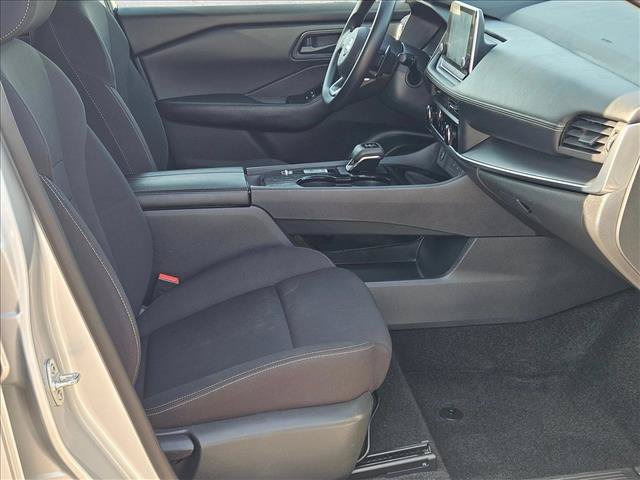 Used 2024 Nissan Rogue S FWD image 20