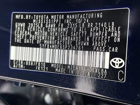 Used 2025 Toyota Corolla LE image 26