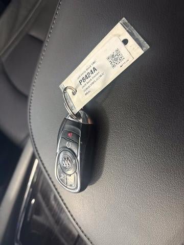Used 2020 Buick Enclave Avenir w/ Avenir Technology Package AWD/4WD image 31
