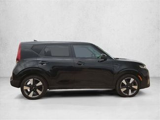 Used 2020 Kia Soul EX w/ Option Group 015 FWD video 4