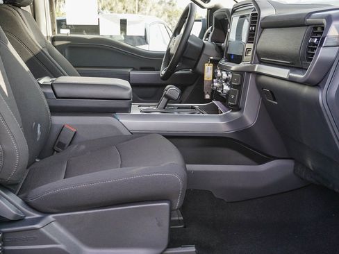 New 2025 Ford F150 XLT w/ Equipment Group 301A Standard image 12