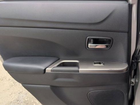 Used 2025 Mitsubishi Outlander Sport AWD image 26