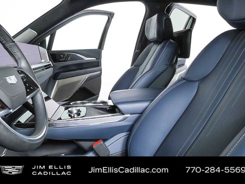 Certified 2026 Cadillac Escalade IQ Sport 2 AWD/4WD image 5