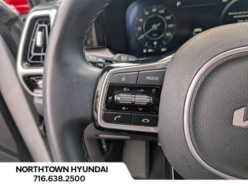 Used 2023 Kia Sorento SX AWD/4WD image 27